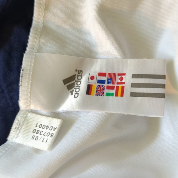 NWOT Woman's Adidas Workout Shirt - Picture 6 of 7